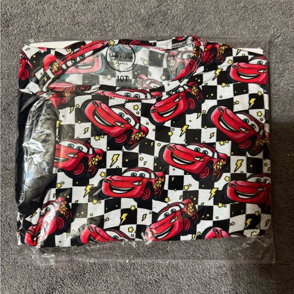 Oak + Ollie Bamboo Other - Oak + Ollie Bamboo shirt and‎ shorts daywear set, cars, 10T